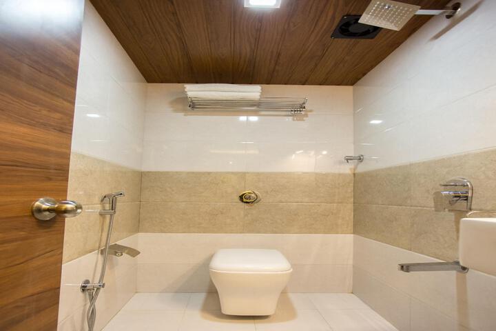 Hotel Highland Residency
