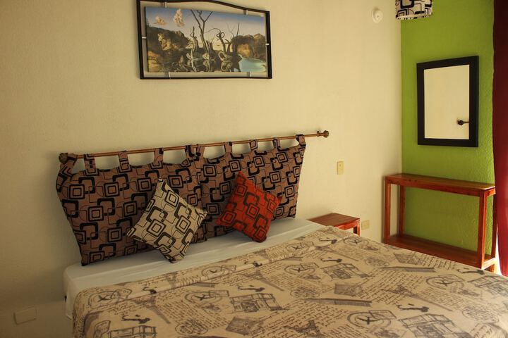 Room 6 of 17
