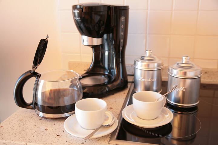 Breakfast/Coffee Service 27 of 48