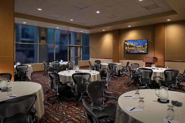 Meeting facility