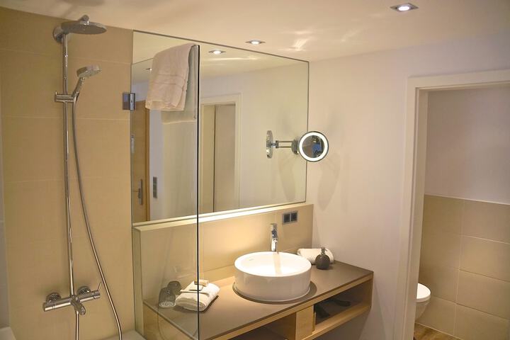 Clean Restrooms