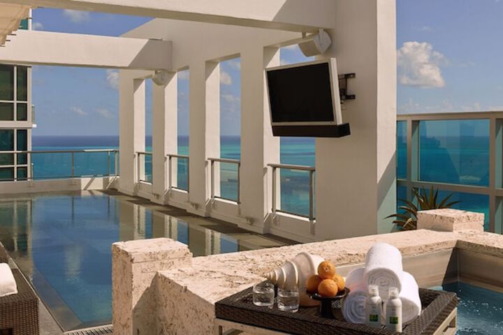 Room amenity