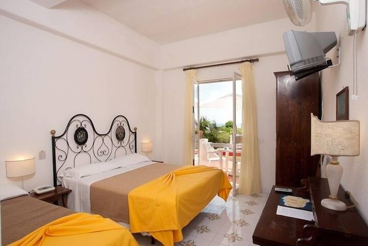 Room 10 of 55
