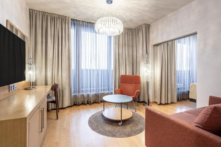 Room 29 of 64