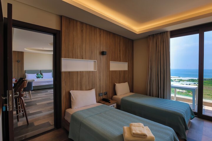 Room 5 of 41