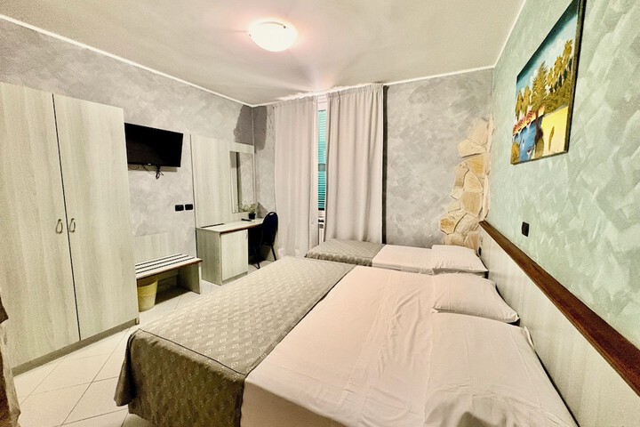 Room 25 of 45