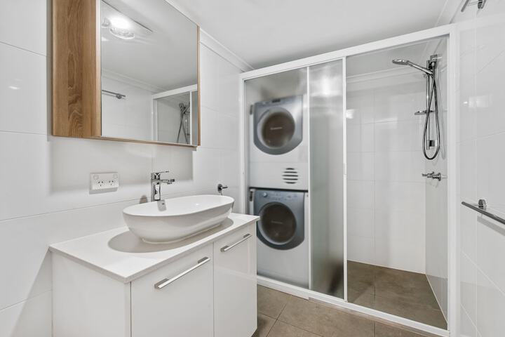 Room 31 of 38