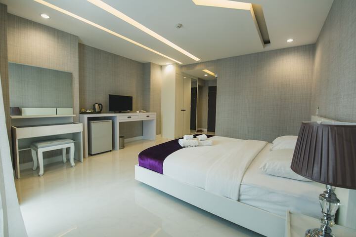 Room 18 of 88