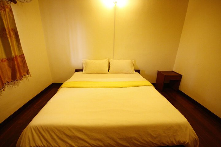 Room 14 of 19