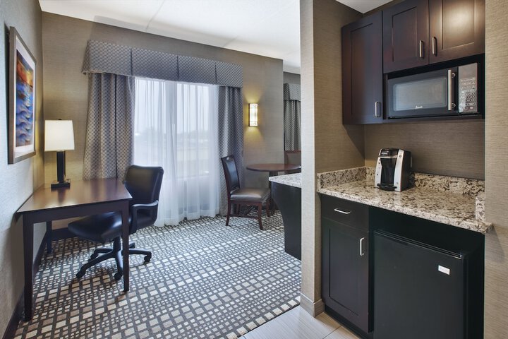 Room 6 of 65