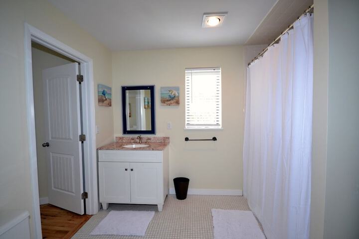 Room 14 of 19