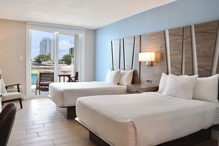 Room 21 of 65