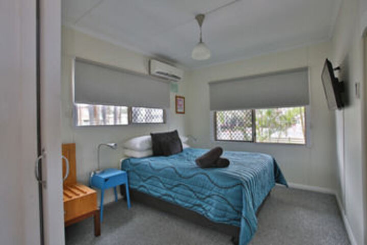 Room 16 of 36