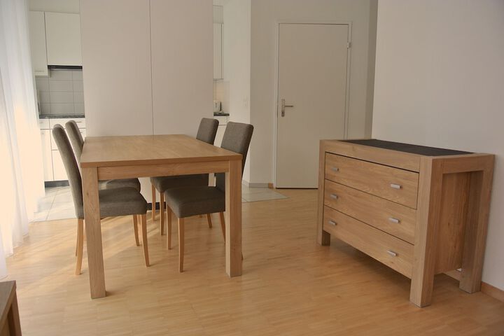 Room 2 of 4