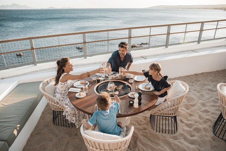 Dining 46 of 74