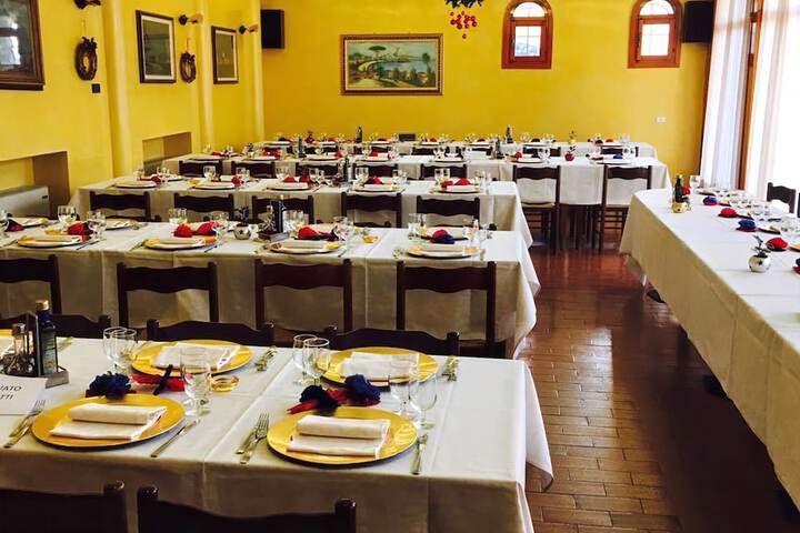 Dining 20 of 32