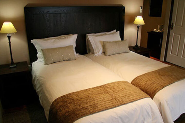 Room 14 of 37