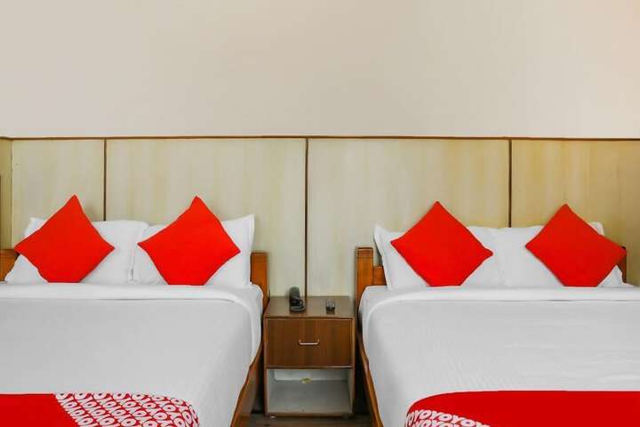 Room 10 of 29