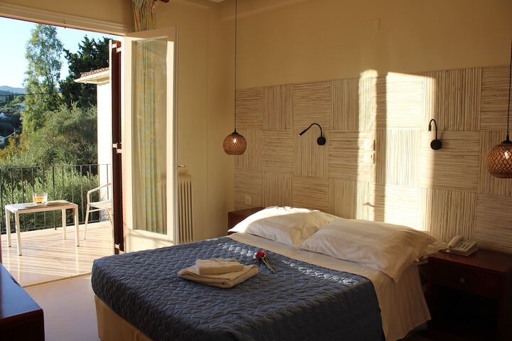 Room 28 of 67
