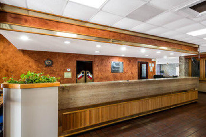 Hotel Interior 15 of 22