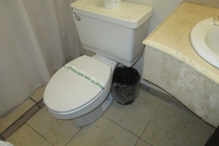 Photo 8