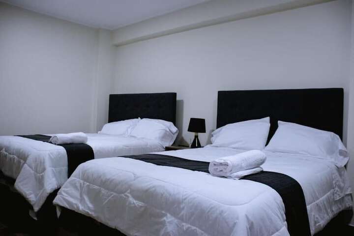 Room 6 of 25
