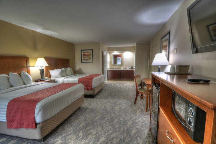 Room 43 of 95