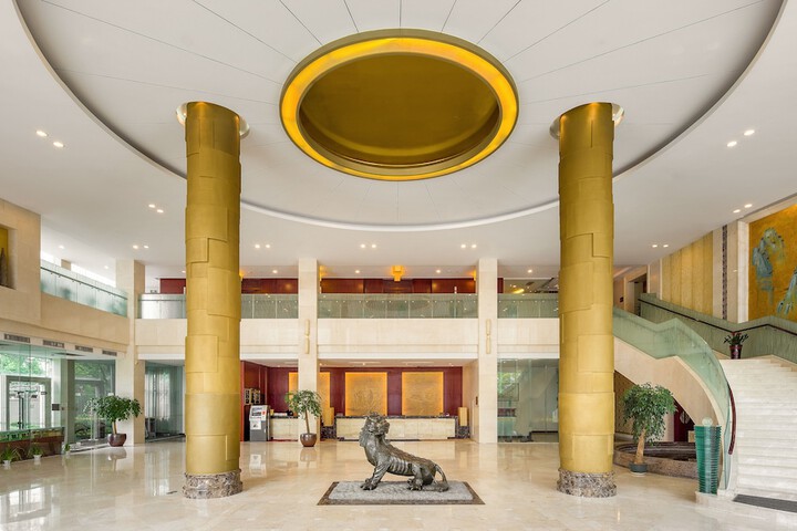 Lobby Entry