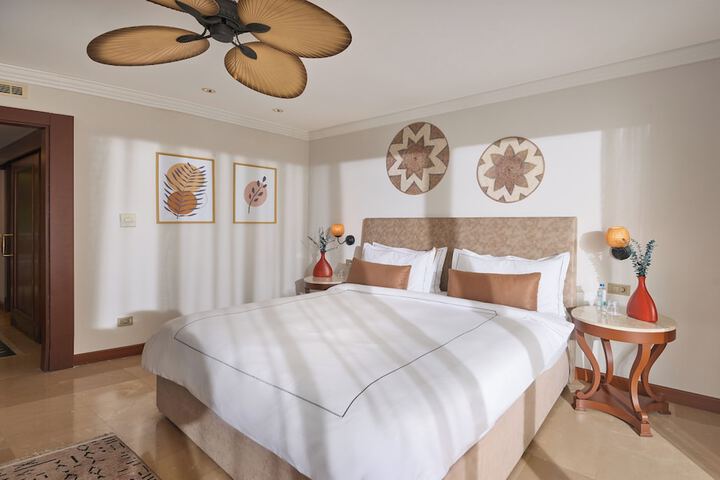 Room 48 of 205