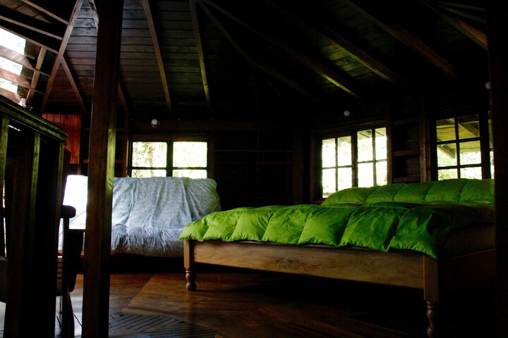 Room 38 of 154