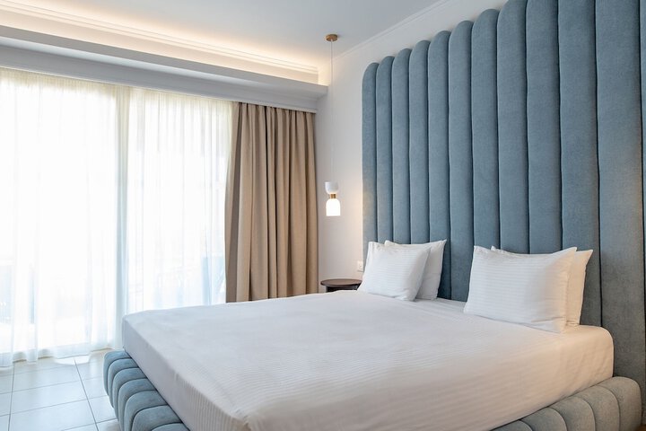 Room 32 of 91