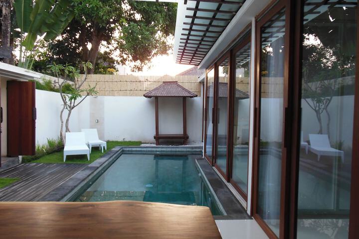 Pools & Facilities
