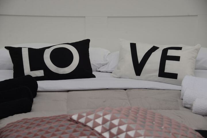 Room 14 of 21