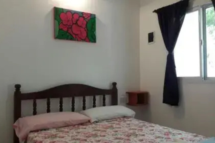 Room 4 of 11