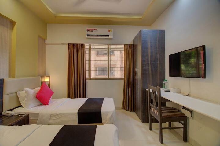 Room 7 of 30