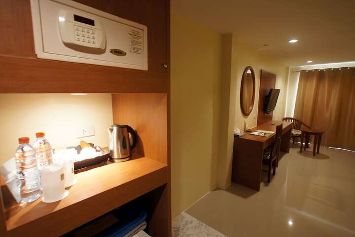 Room amenity