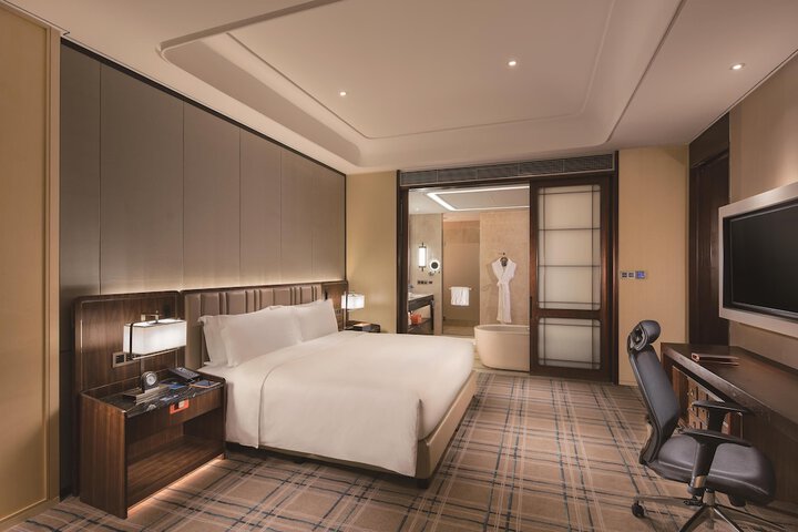 Room 19 of 70