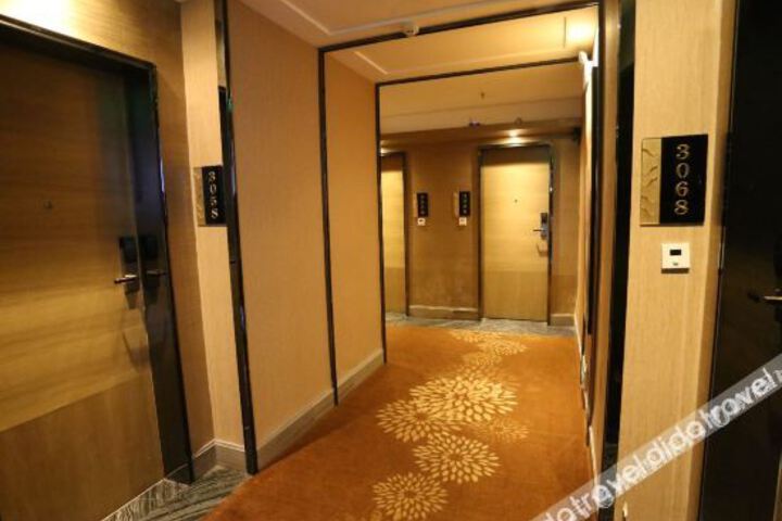 Hotel Interior 14 of 33