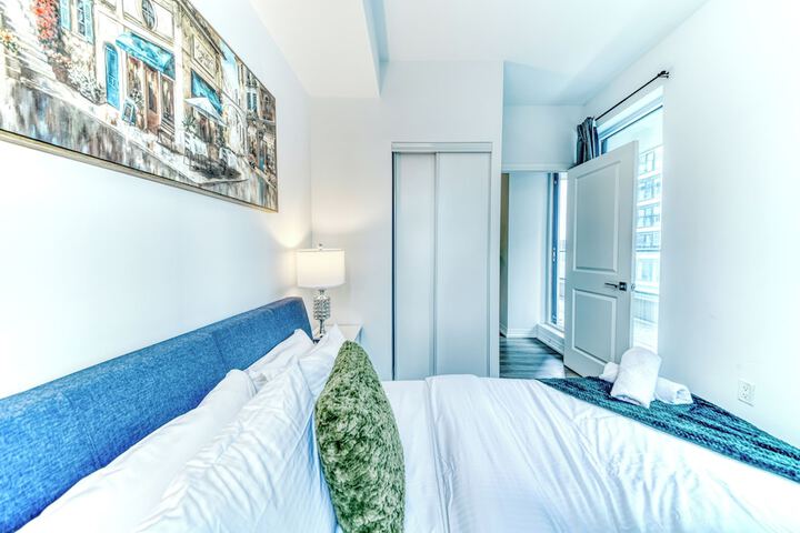 Room 50 of 340