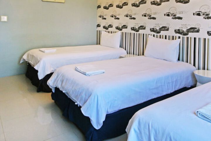 Room 43 of 57