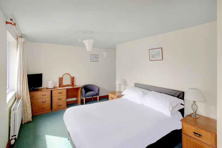 Room 17 of 52