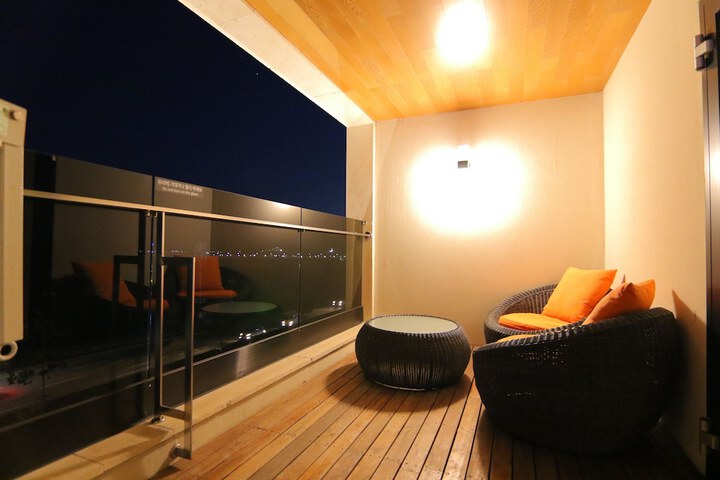Terrace/Patio 132 of 190
