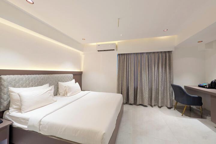Room 80 of 184