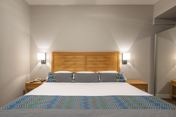 Room 5 of 45