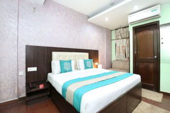 Room 16 of 31