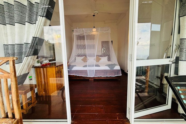 Room 26 of 52