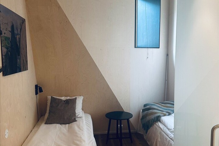 Room 14 of 59
