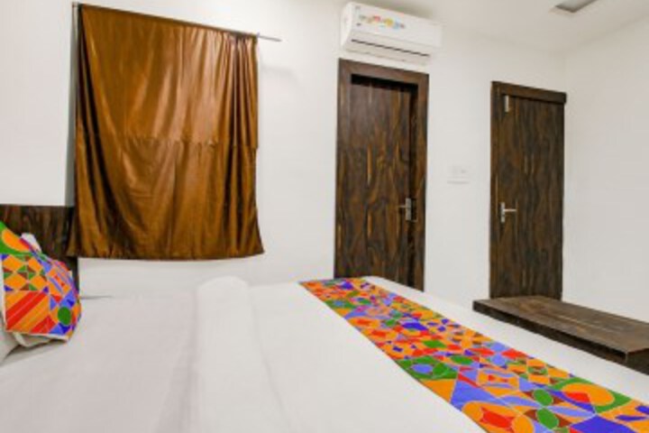 Room 25 of 36