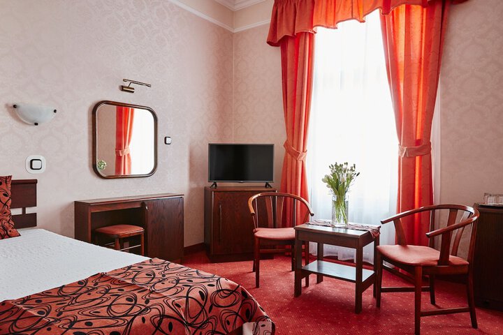 Room 15 of 67