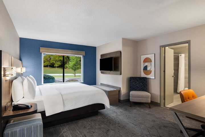 1 King Standard Extra Floor Space (7 of 28)
